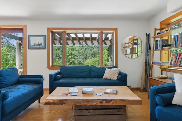 $1,500,000 | 9-11 Orion Point Way, Harpswell, ME 04079