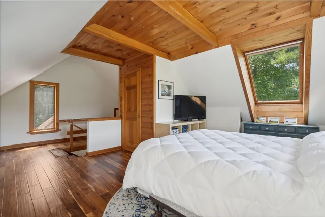 $1,500,000 | 9-11 Orion Point Way, Harpswell, ME 04079