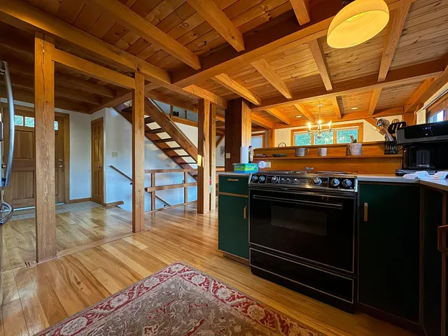 $1,500,000 | 9-11 Orion Point Way, Harpswell, ME 04079