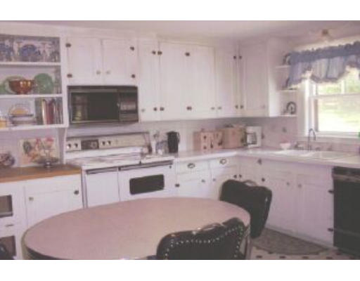 31 Rowley Hill Road Sterling, MA 01564 - Photo 5 of 11 Gallery Image 5
