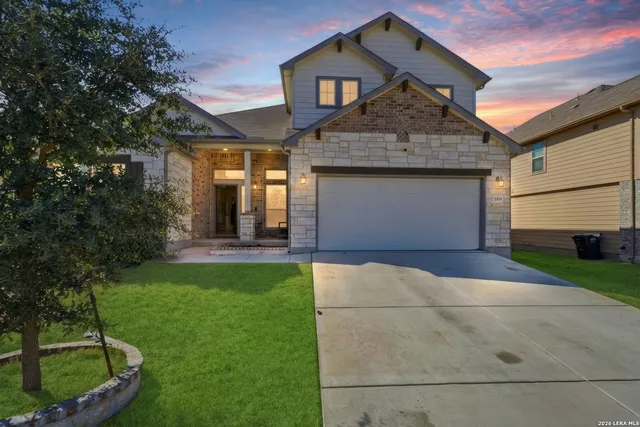 $425,000 | 4819 Top Ridge Lane, Schertz, TX 78108