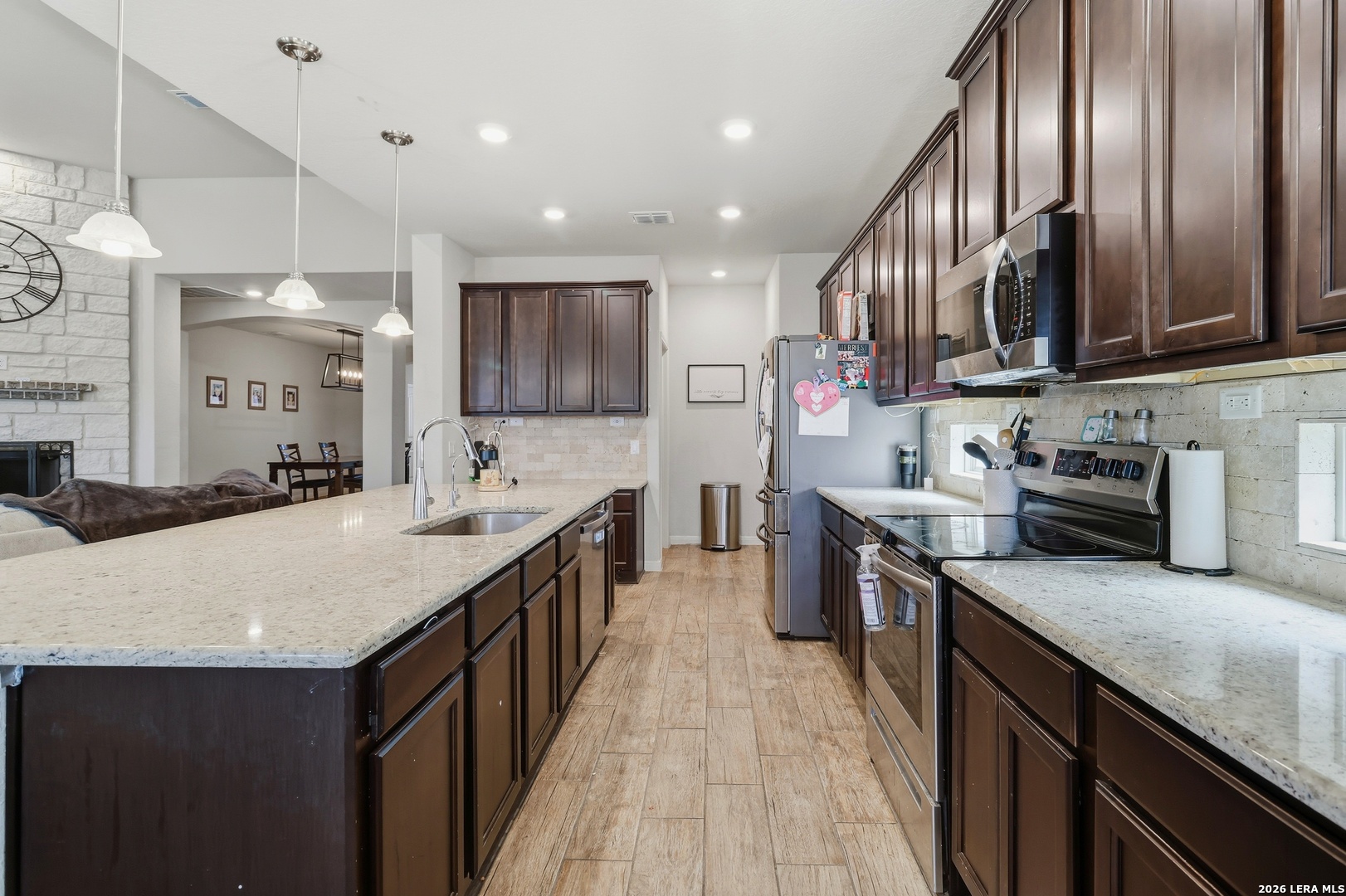 4819 Top Ridge Lane Schertz, TX 78108 - Photo 12 of 40