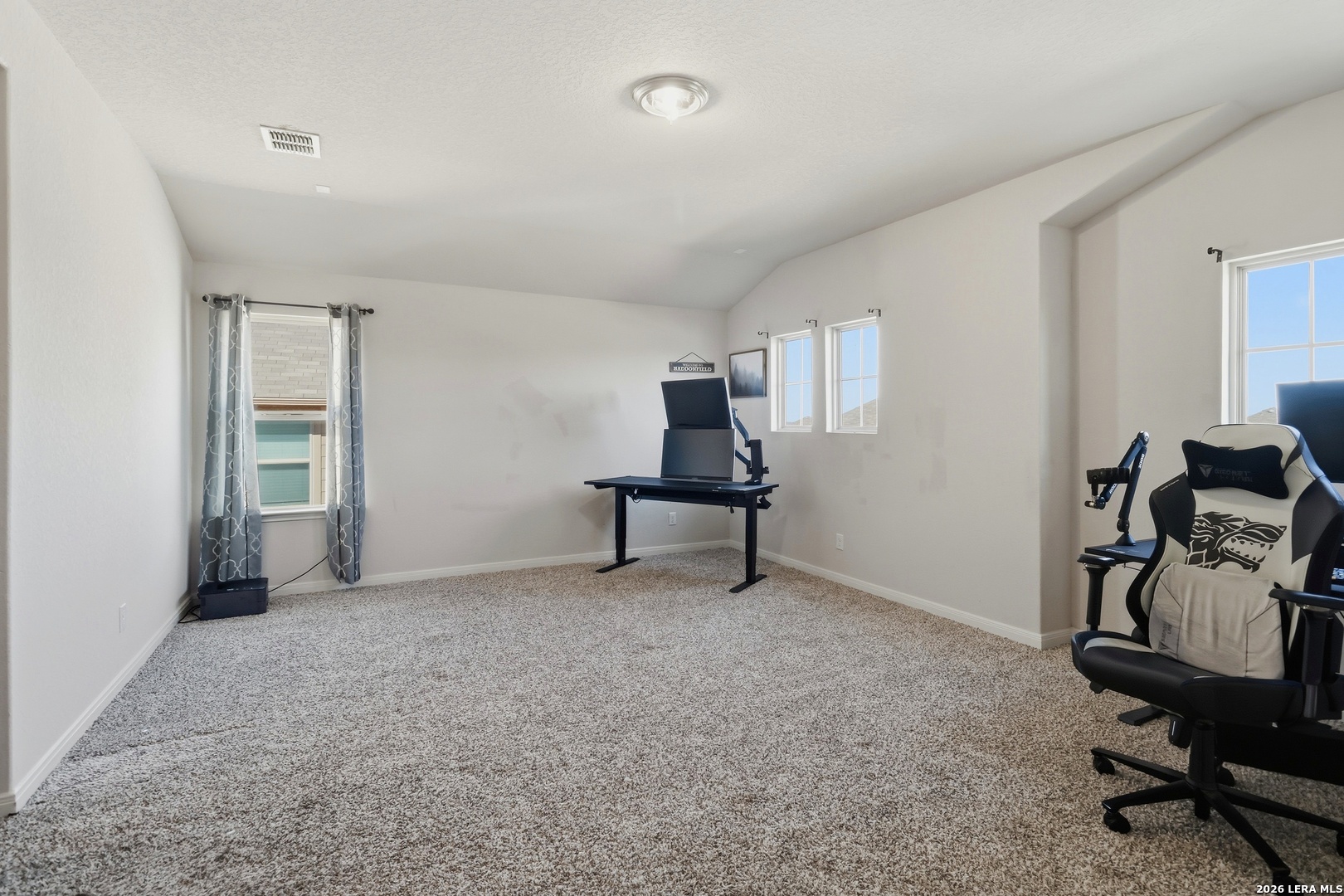 4819 Top Ridge Lane Schertz, TX 78108 - Photo 15 of 40