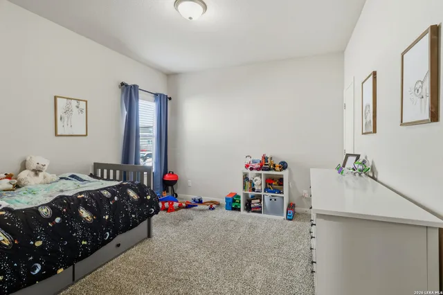 $425,000 | 4819 Top Ridge Lane, Schertz, TX 78108