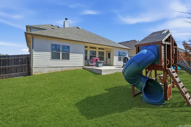 $425,000 | 4819 Top Ridge Lane, Schertz, TX 78108