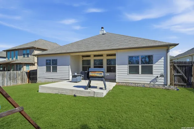 $425,000 | 4819 Top Ridge Lane, Schertz, TX 78108