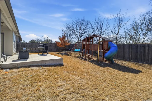 $425,000 | 4819 Top Ridge Lane, Schertz, TX 78108