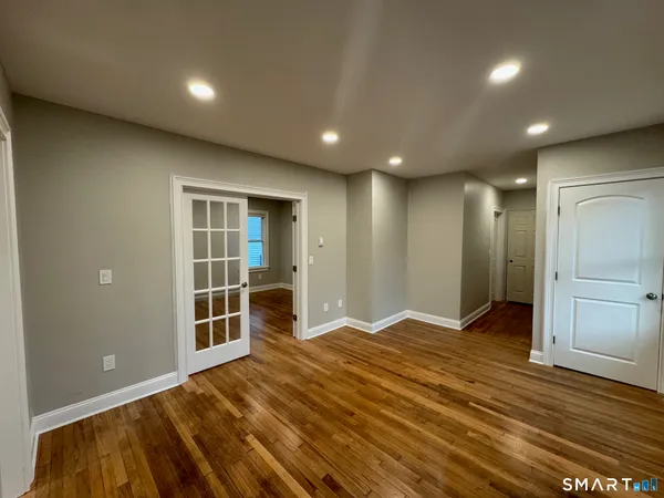 $1,375 | 403 West Street, Bristol, CT 06010