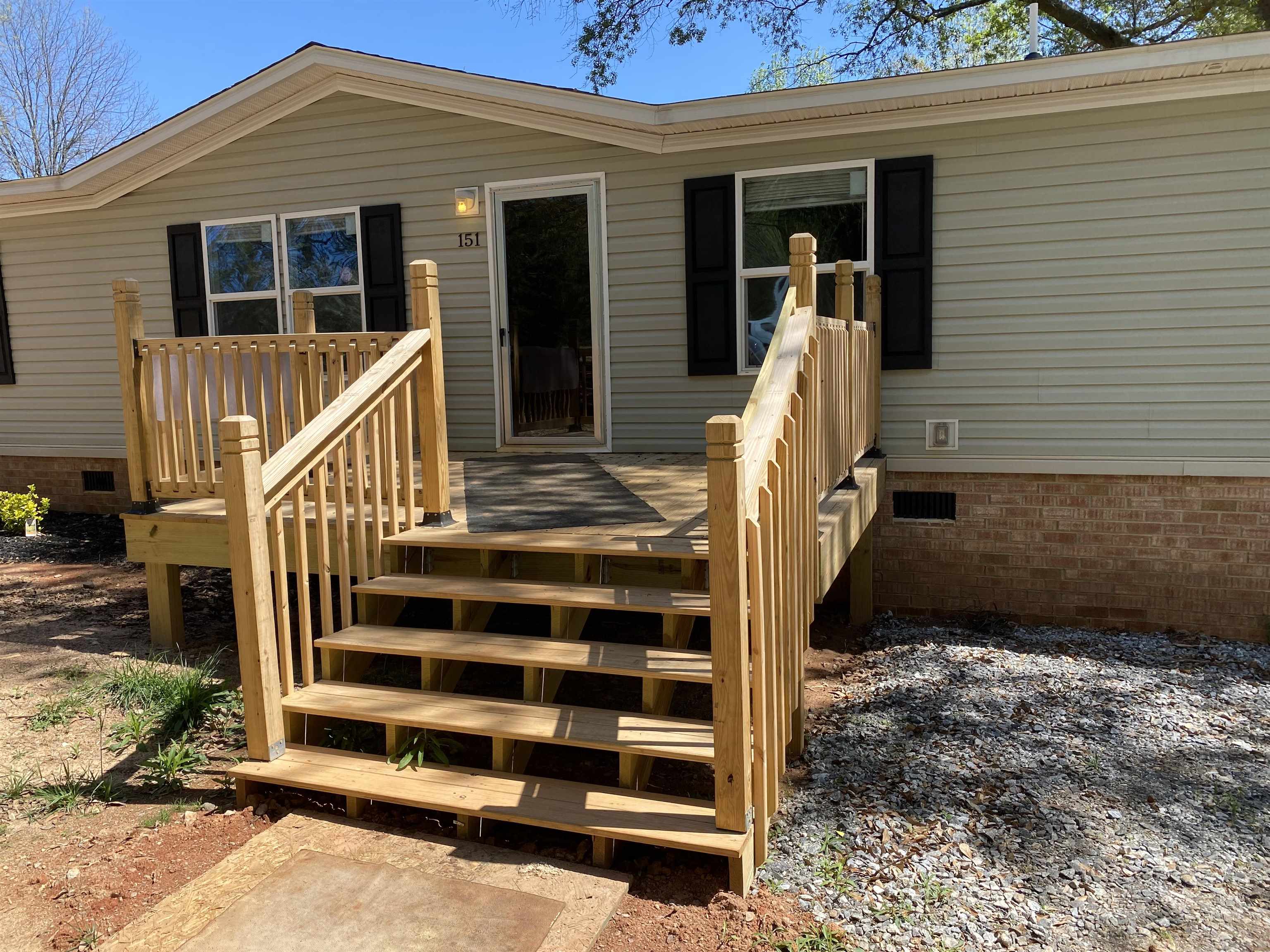 151 Peaceful Valley Road Spartanburg, SC 29307 - Photo 3 of 14 Gallery Image 3