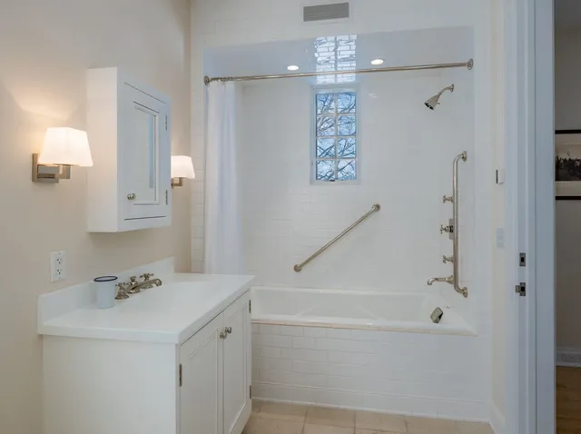 $7,950,000 | 192-194 Adirondack Drive, Shelburne, VT 05482