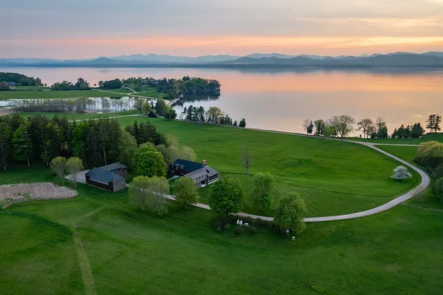 $7,950,000 | 192-194 Adirondack Drive, Shelburne, VT 05482