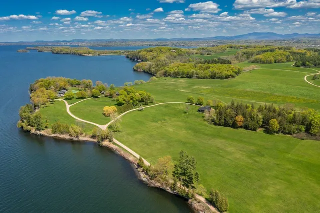 $7,950,000 | 192-194 Adirondack Drive, Shelburne, VT 05482