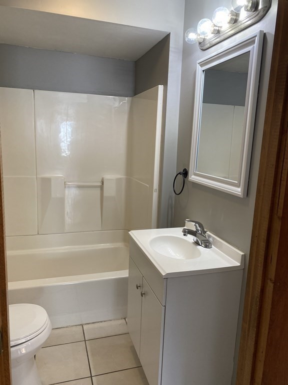 5 Dean Avenue Taunton, MA 02780 - Photo 8 of 30