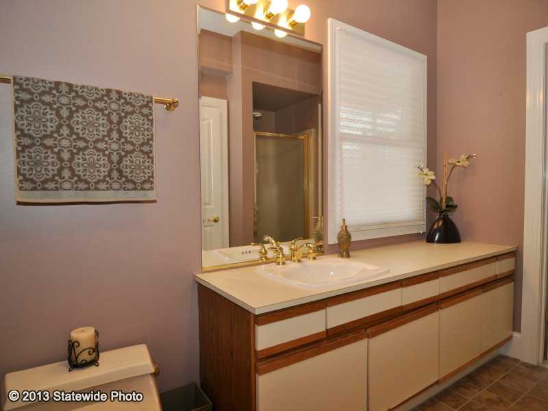 83 Jenckes Hill Road Lincoln, RI 02865 - Photo 25 of 25 Bathroom.