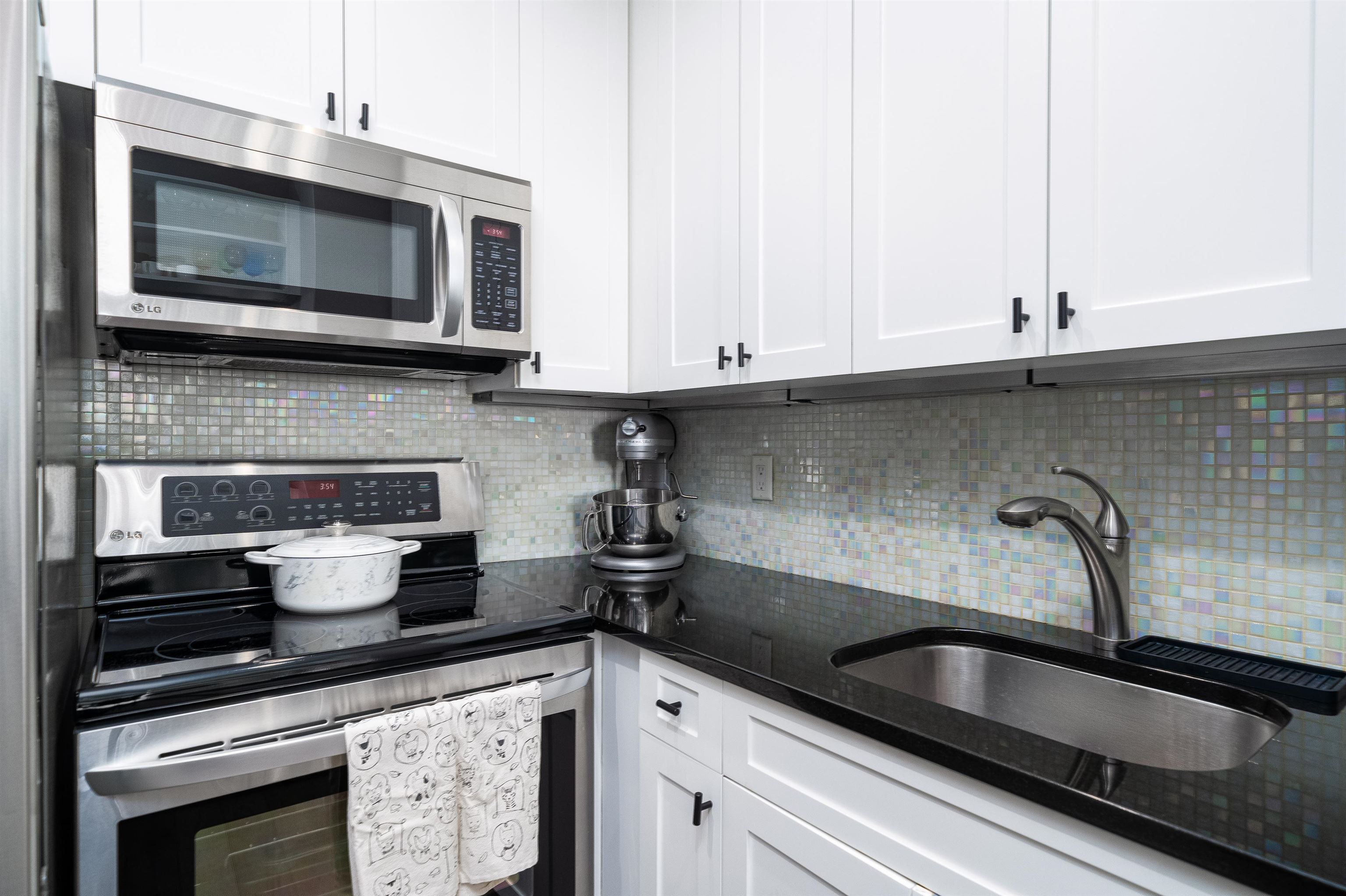 1500 Washington Street, Unit 8T Hoboken, NJ 07030 - Photo 9 of 50