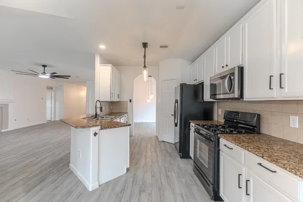 $449,000 | 138 Bryce Branch Circle, The Woodlands, TX 77382