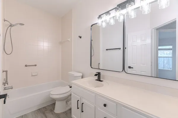 $449,000 | 138 Bryce Branch Circle, The Woodlands, TX 77382