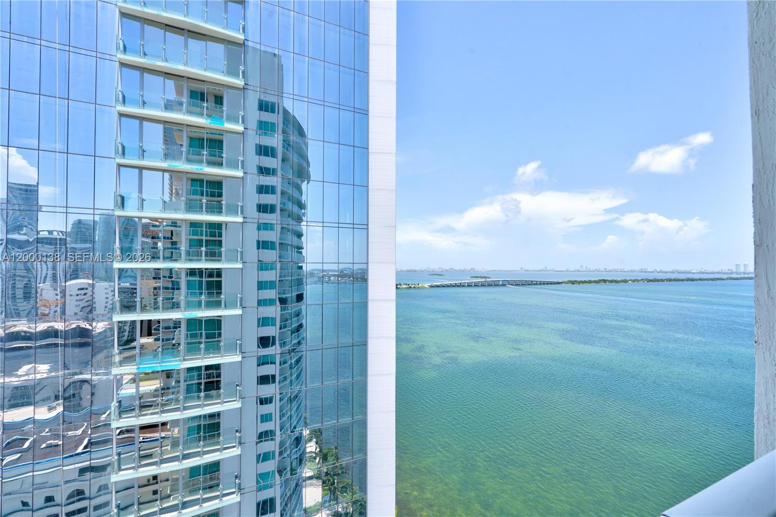 665 Northeast 25th Street, Unit 2005 Miami, FL 33137 - Photo 29 of 70 Master NE view