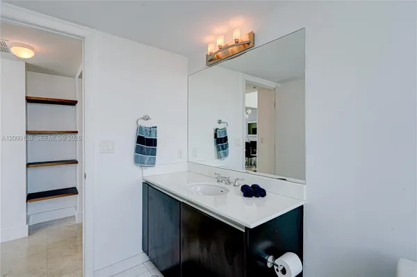 $5,700 | 665 Northeast 25th Street, Unit 2005, Miami, FL 33137