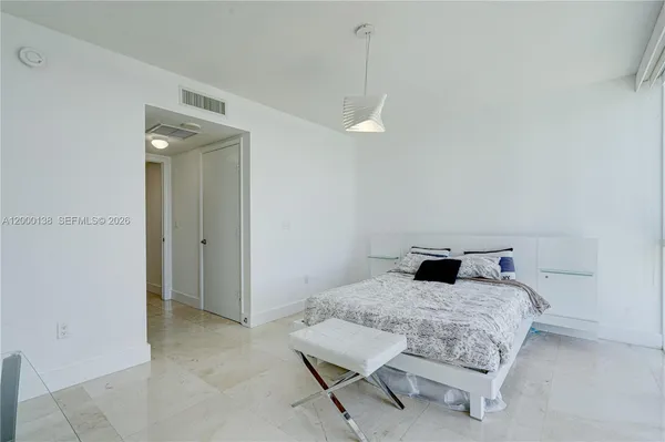 $5,700 | 665 Northeast 25th Street, Unit 2005, Miami, FL 33137