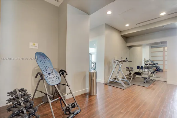 $5,700 | 665 Northeast 25th Street, Unit 2005, Miami, FL 33137