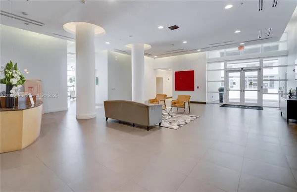 $5,700 | 665 Northeast 25th Street, Unit 2005, Miami, FL 33137