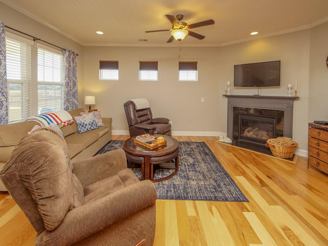 127 Radtko Road Summerville, SC 29486 - Photo 10 of 52 08