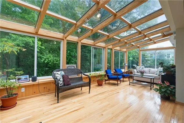 $3,400 | 27 Doro Place, East Providence, RI 02916