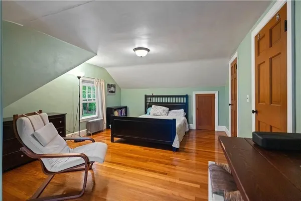 $3,400 | 27 Doro Place, East Providence, RI 02916