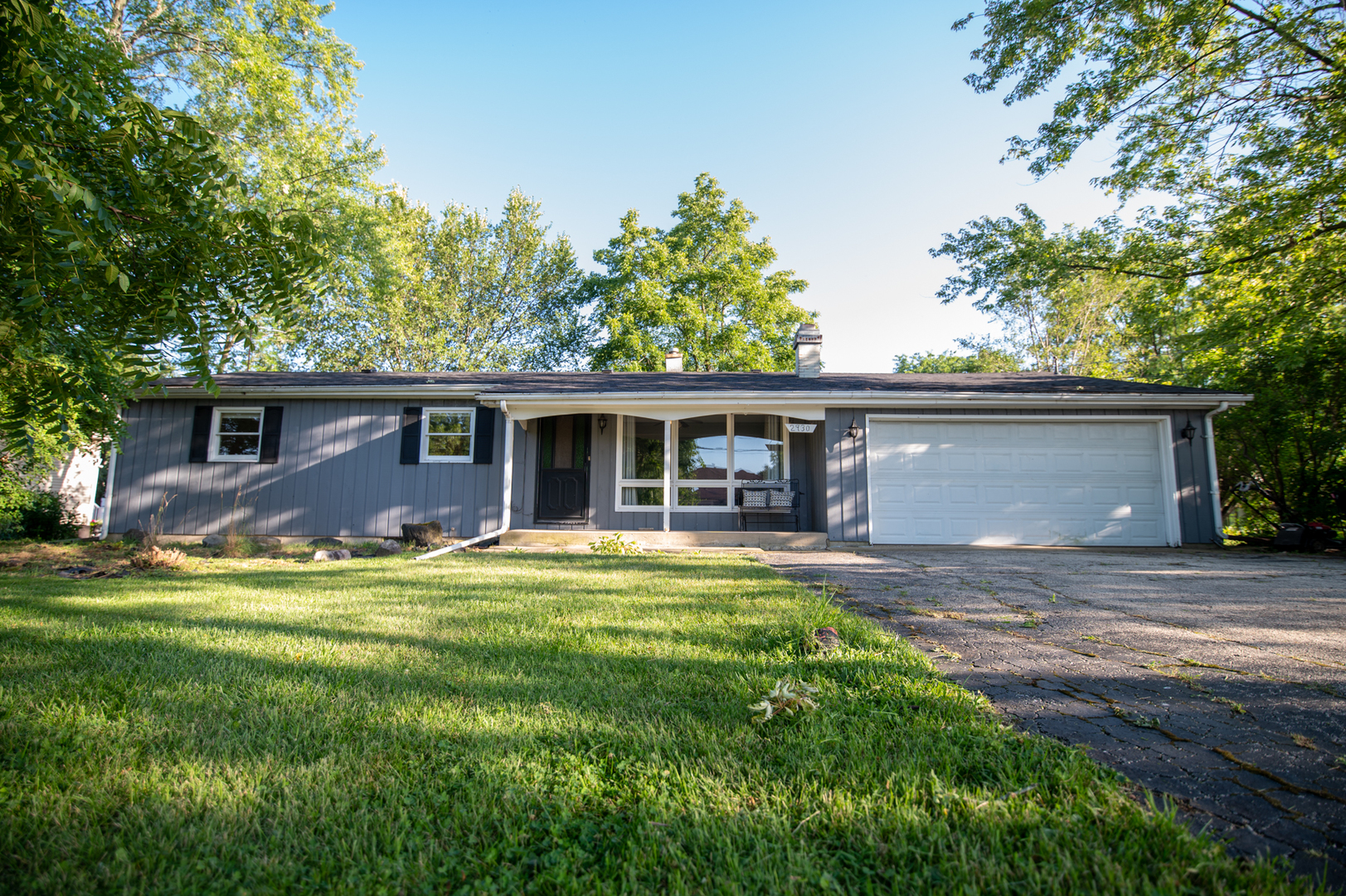 2930 Golf Road Joliet, IL 60432 - Photo 1 of 34 Gallery Image 1