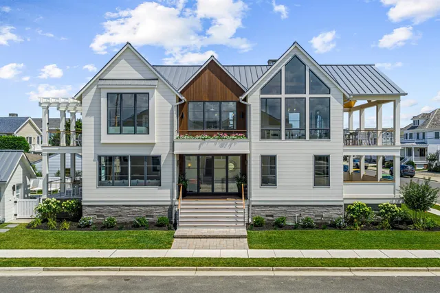 $7,595,000 | 144 89th Street, Stone Harbor, NJ 08247