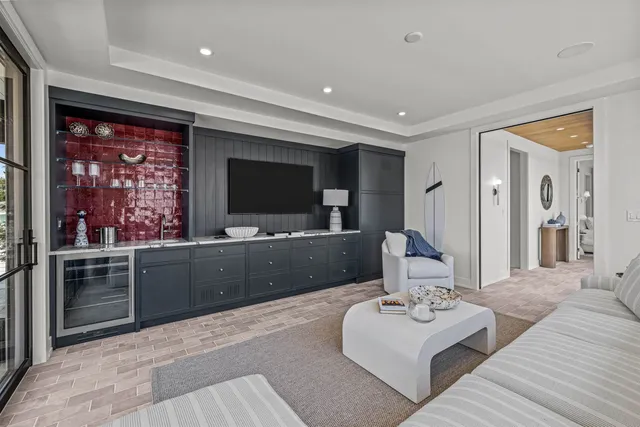 $7,595,000 | 144 89th Street, Stone Harbor, NJ 08247