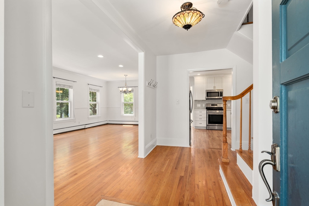 81 Brook Road, Unit 81 Weston, MA 02493 - Photo 3 of 35