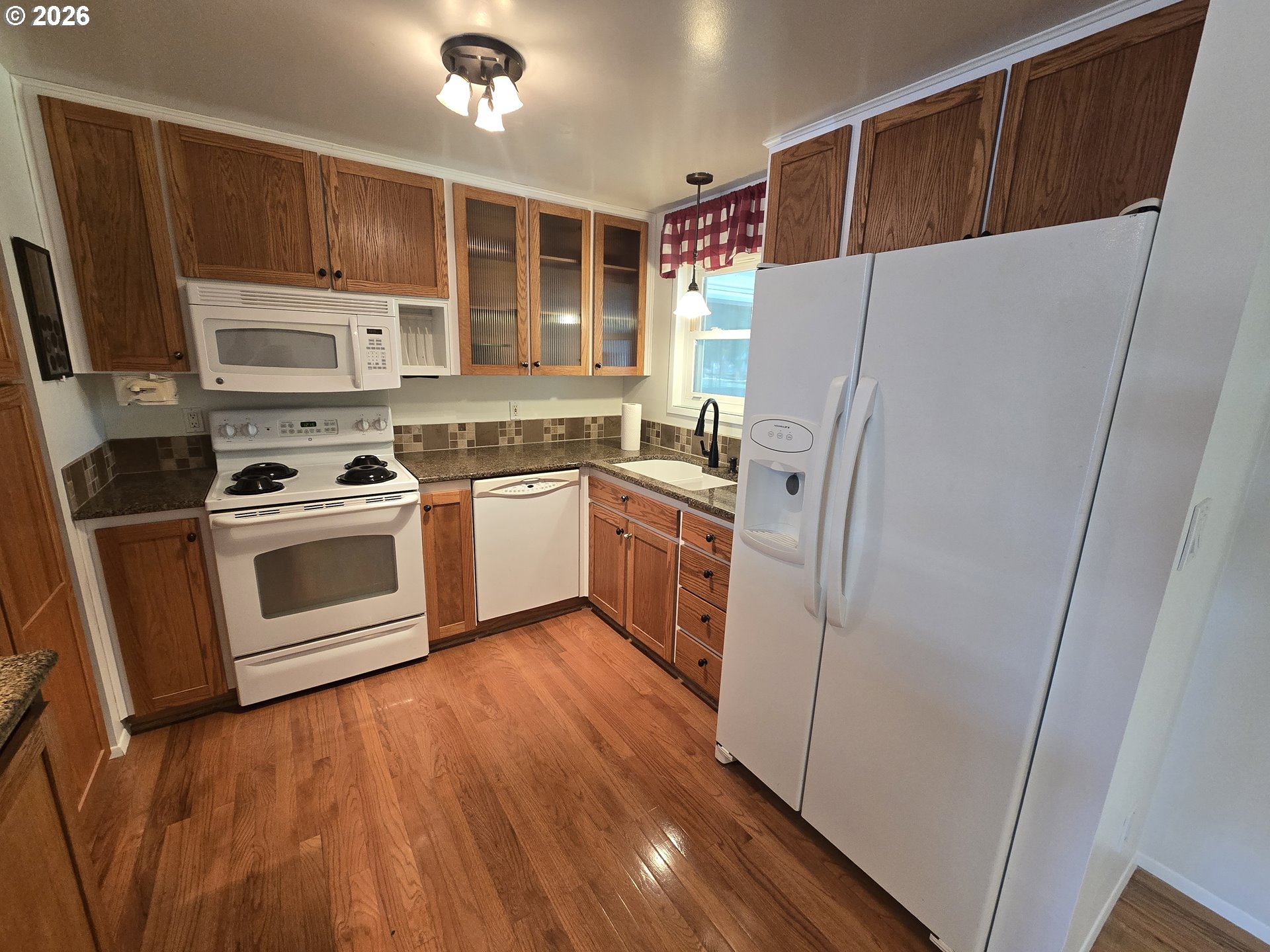 1289 Astor Way Woodburn, OR 97071 - Photo 10 of 34