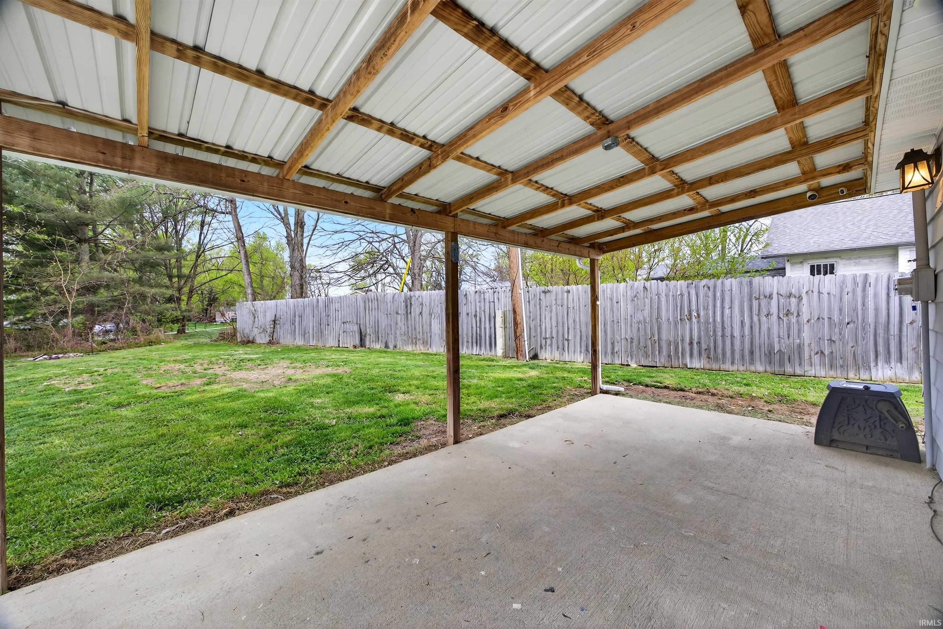 7174 South Strain Ridge Road Bloomington, IN 47401 - Photo 22 of 23 Gallery Image 22