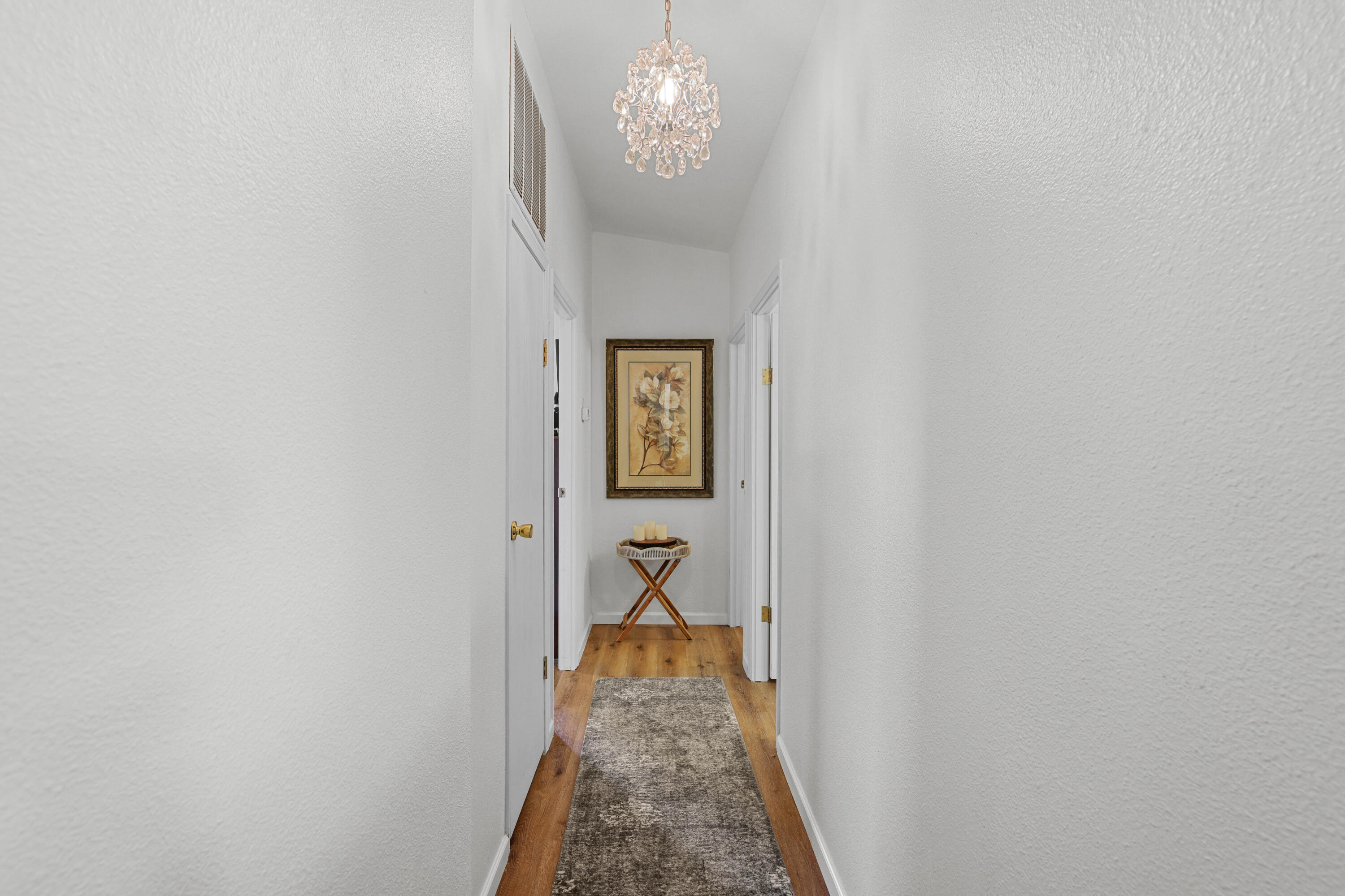 8401 Old Stage Road, Unit 54 Central Point, OR 97502 - Photo 20 of 31 Hall