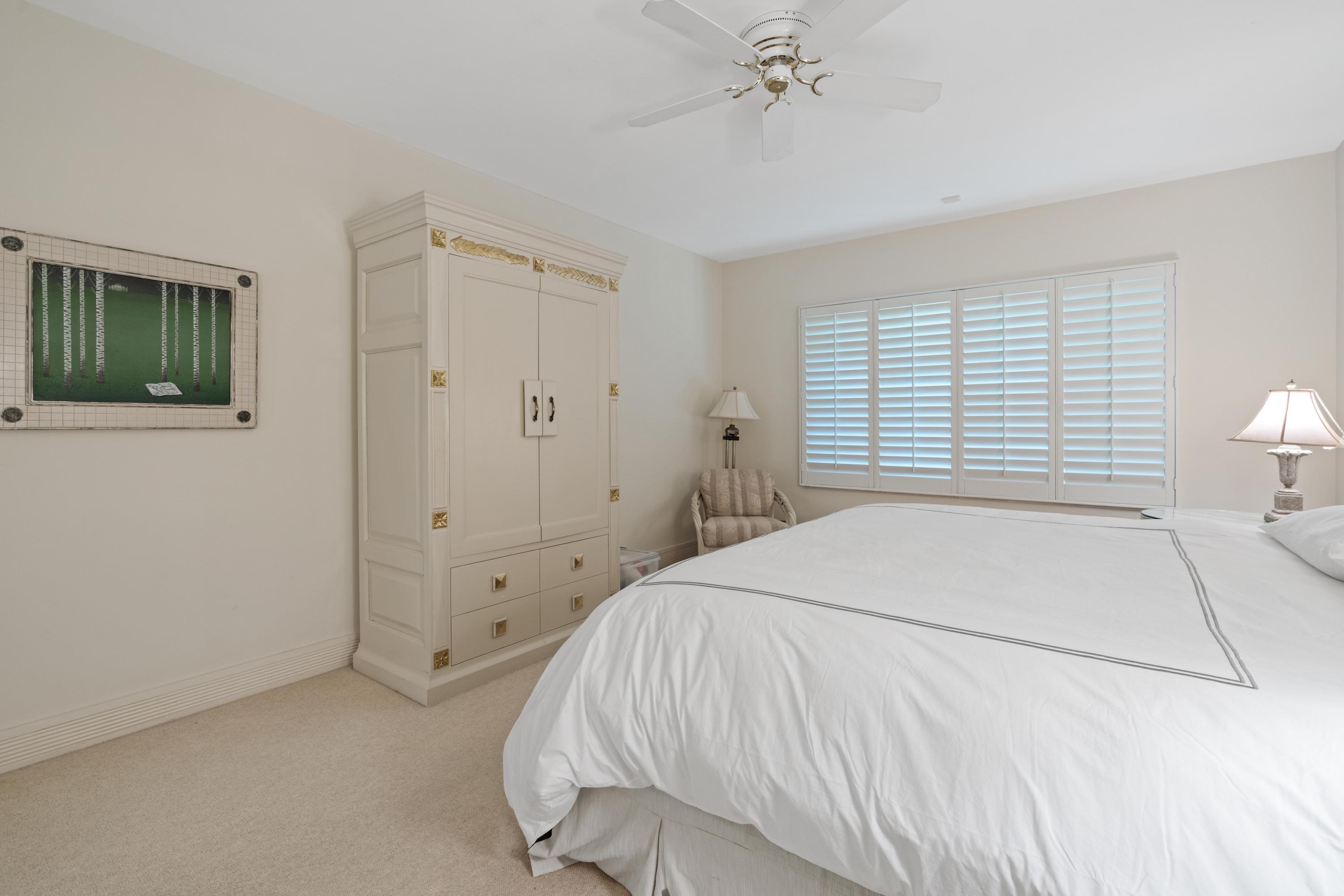 2902 Captains Way Jupiter, FL 33477 - Photo 20 of 31 Master bedroom