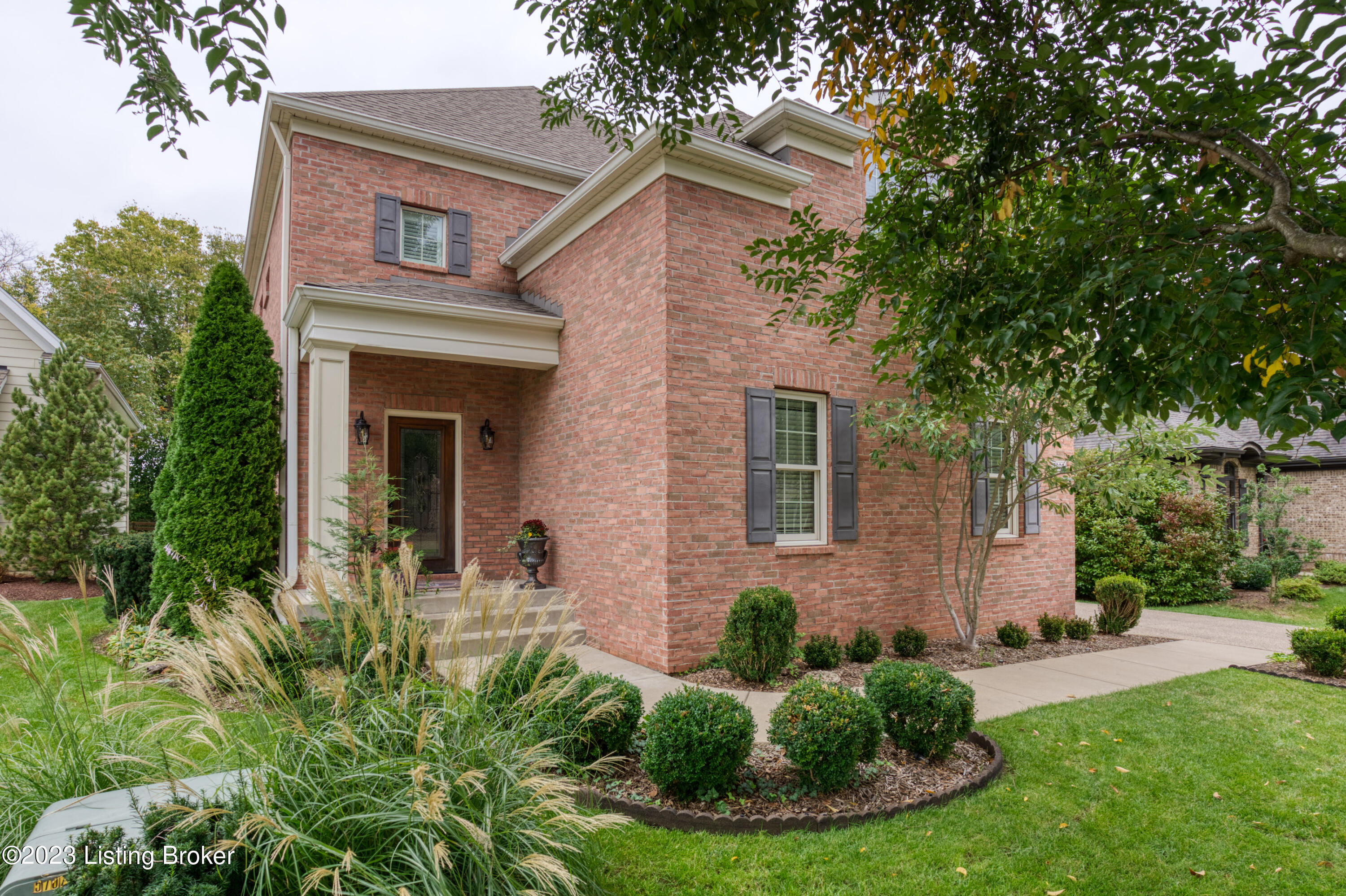 7803 Spring Farm Pointe Place Prospect, KY 40059 - Photo 3 of 42 007 - 20231017 04085