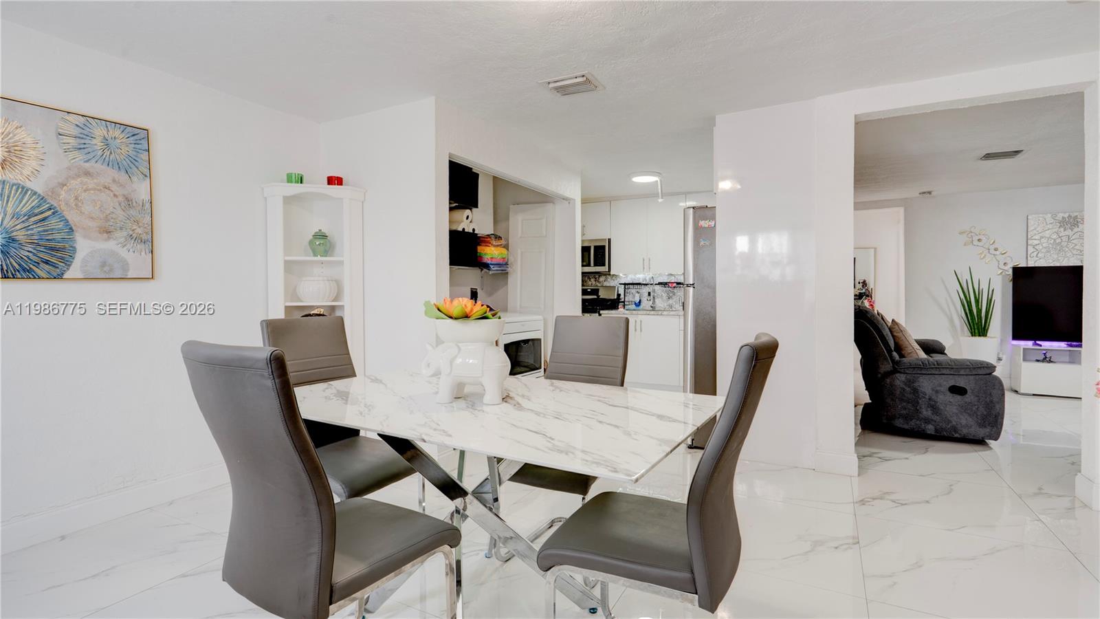 10529 Northwest 35th Avenue Miami, FL 33147 - Photo 20 of 33