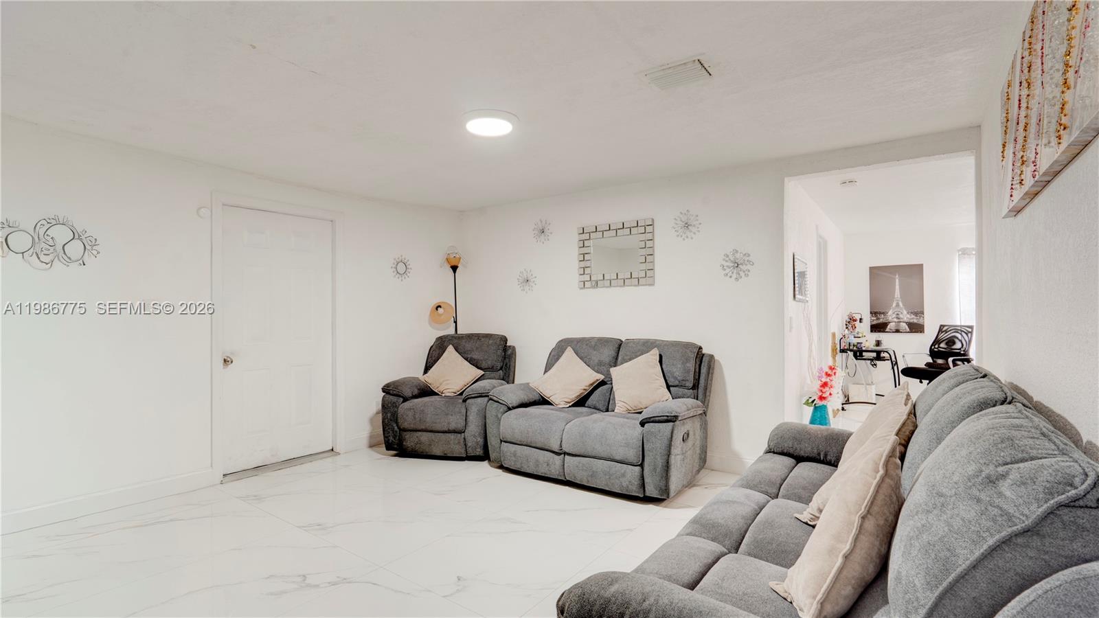 10529 Northwest 35th Avenue Miami, FL 33147 - Photo 6 of 33
