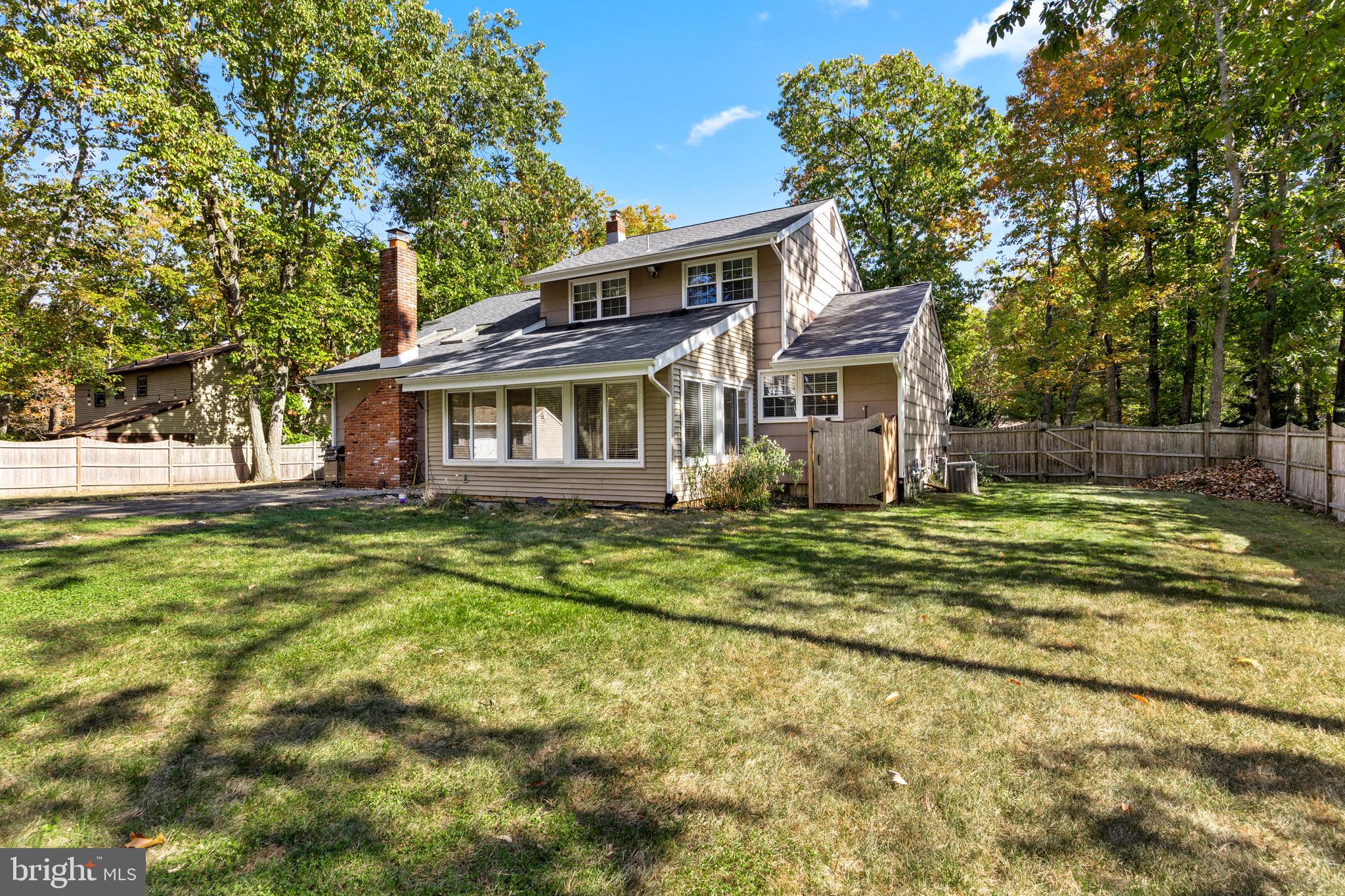 207 Crest Road Marlton, NJ 08053 - Photo 3 of 47 Gallery Image 3