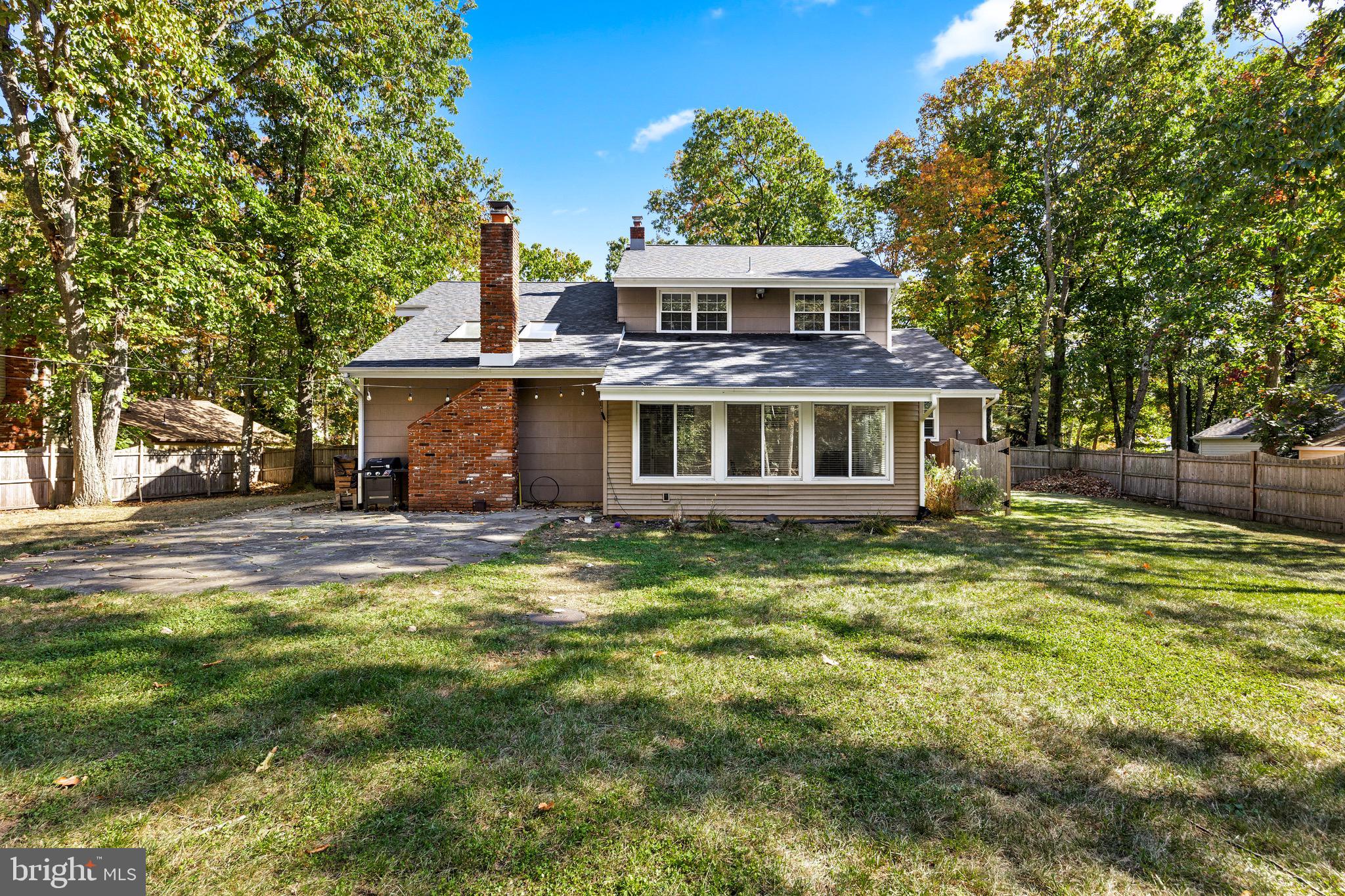 207 Crest Road Marlton, NJ 08053 - Photo 4 of 47 Gallery Image 4
