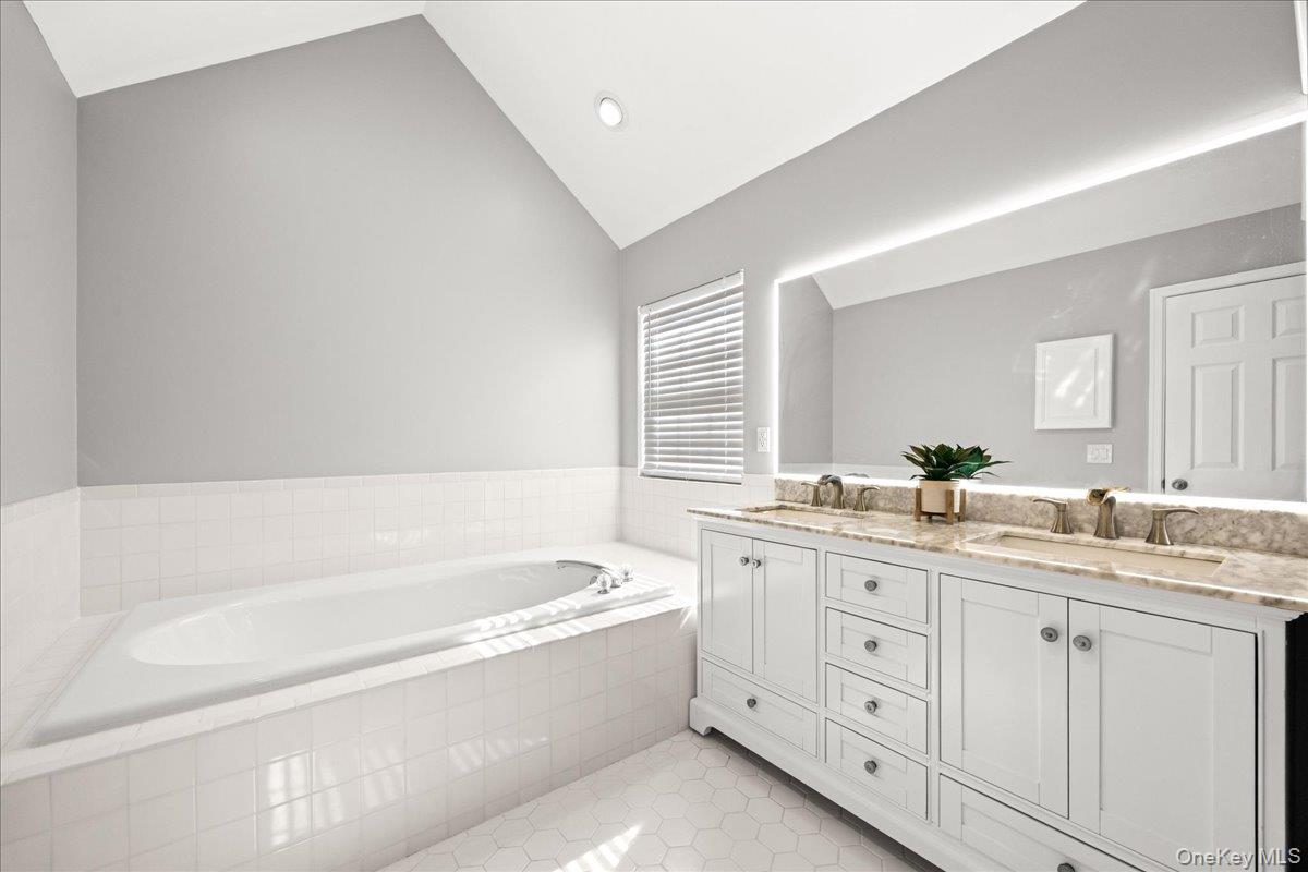 192 Benefield Boulevard Peekskill, NY 10566 - Photo 31 of 46 SUITE