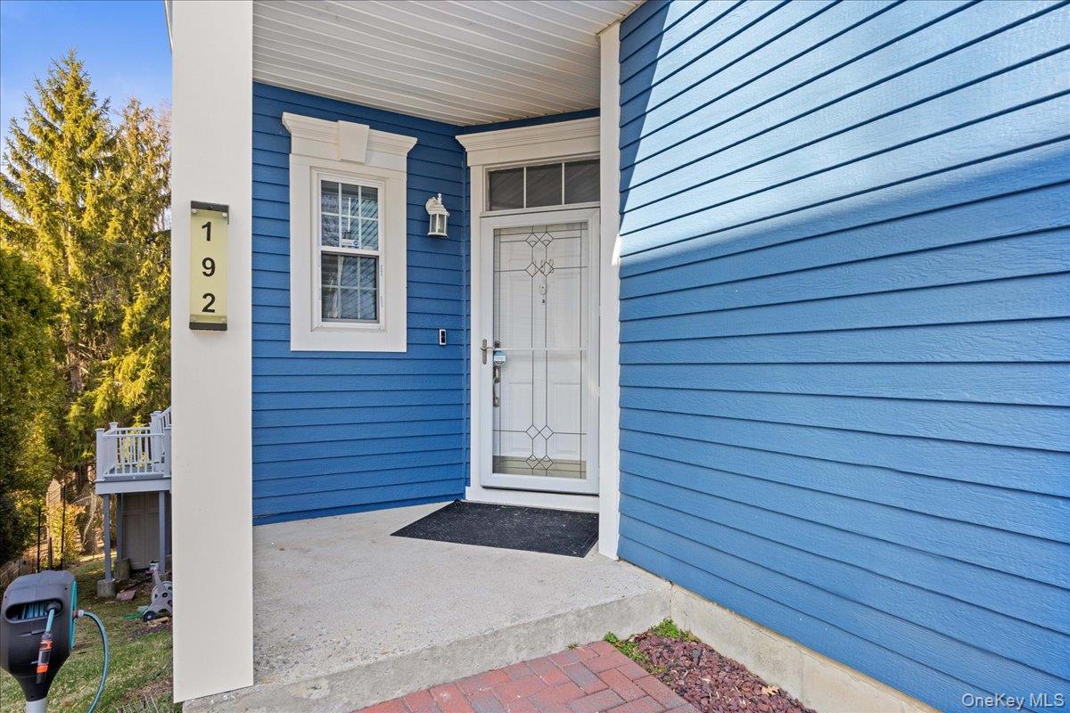 192 Benefield Boulevard Peekskill, NY 10566 - Photo 6 of 46