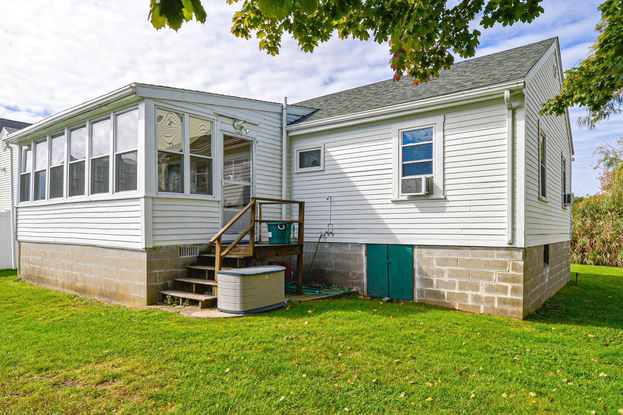 23 Meadow Pond Road Hampton, NH 03842 - Photo 3 of 24
