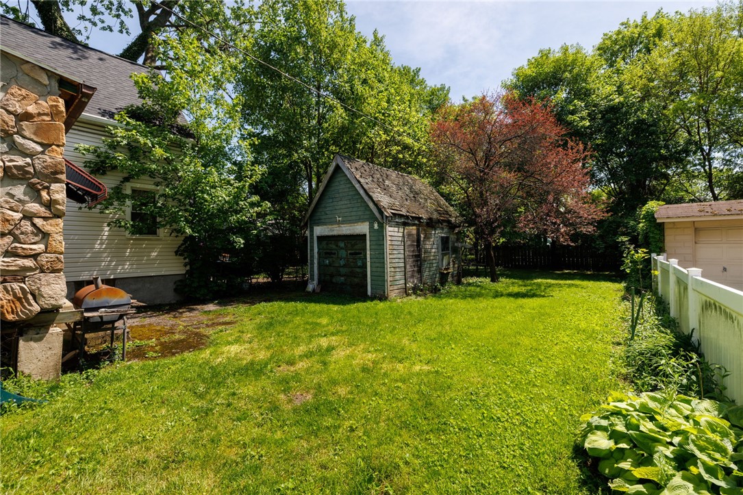 283 Breck Street Rochester, NY 14609 - Photo 4 of 22