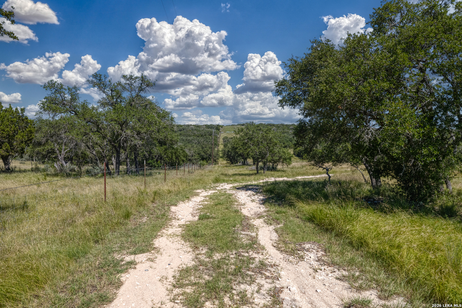 932 Wofford Road London, TX 76854 - Photo 2 of 50
