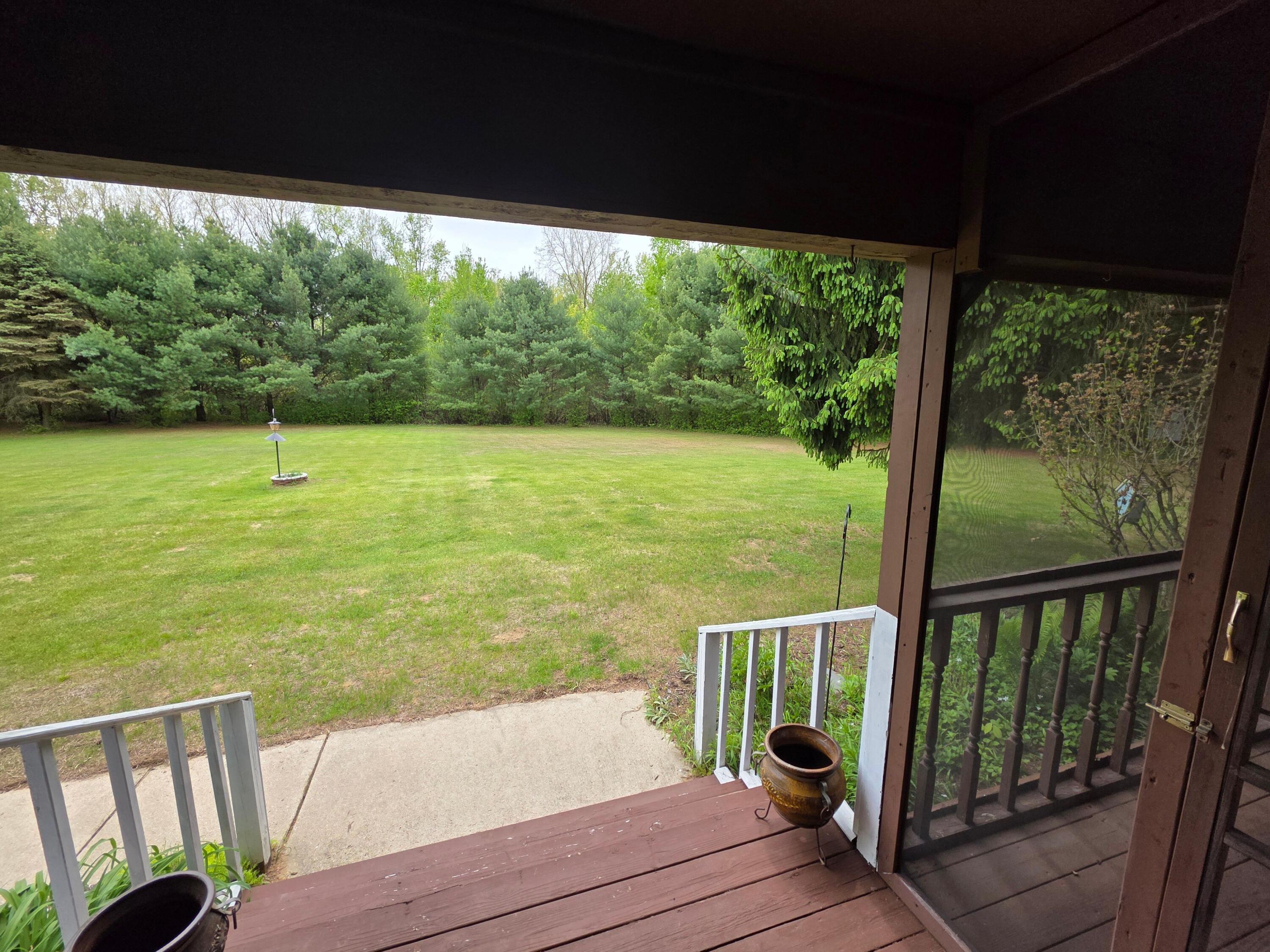 14445 Darling Road Milan, MI 48160 - Photo 6 of 33 d6