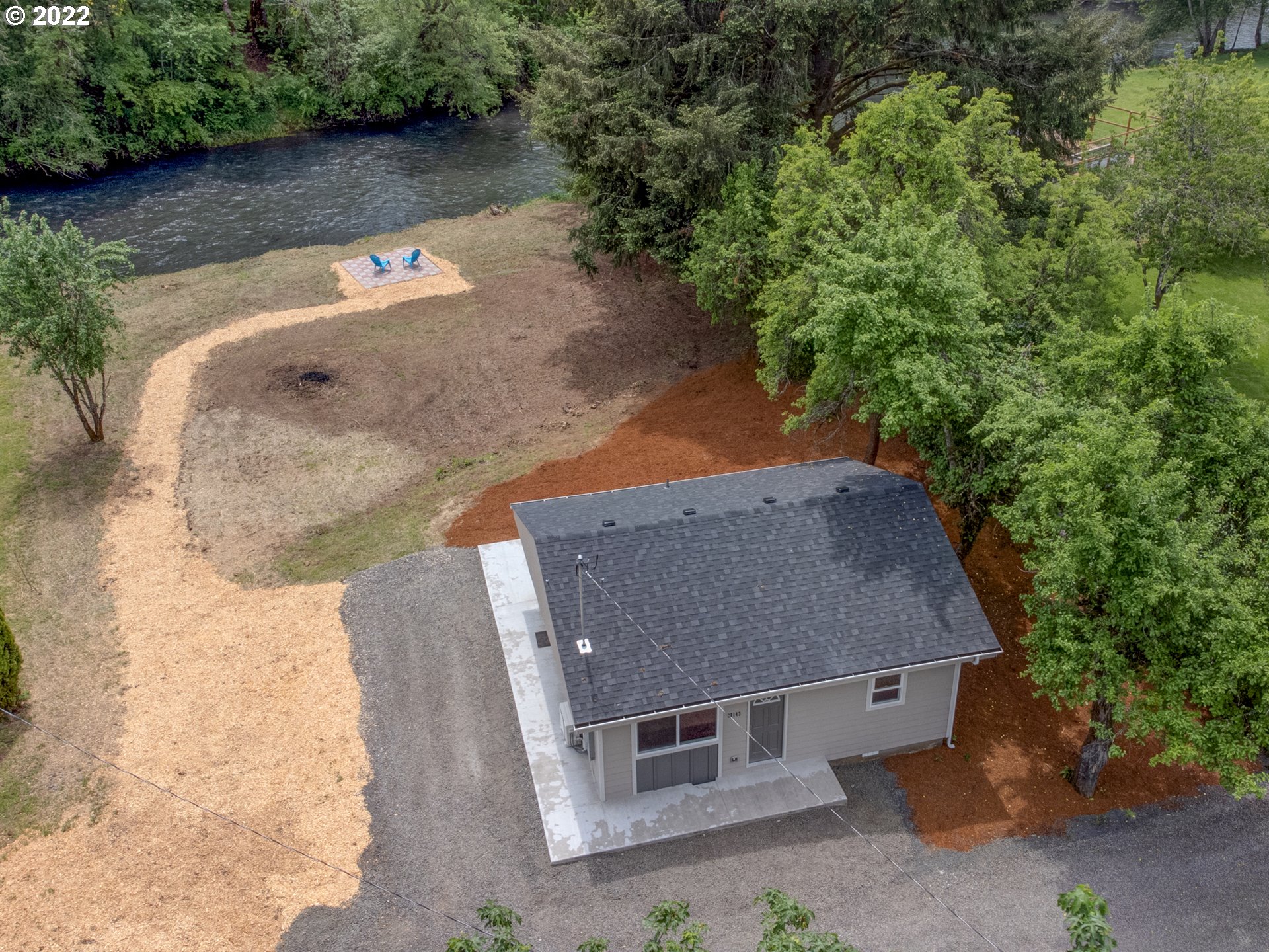 92143 Marcola Road Marcola, OR 97454 - Photo 3 of 27 an aerial view of a house with a yard