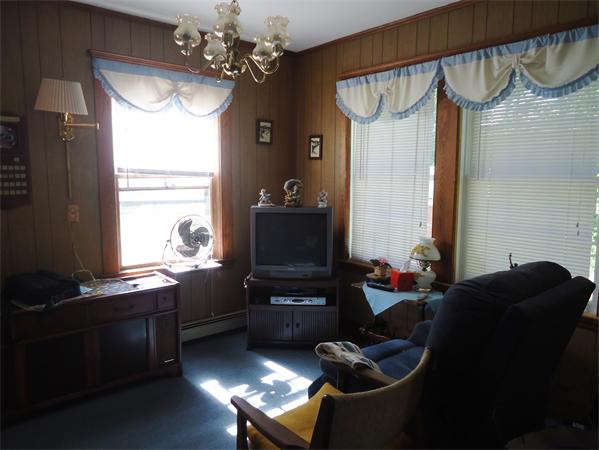 41 Fletcher Road Woburn, MA 01801 - Photo 5 of 11 Gallery Image 5